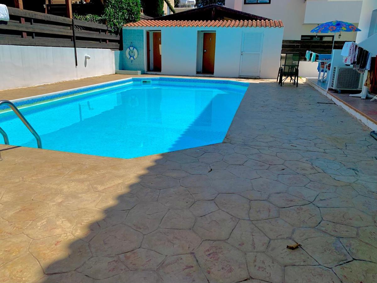 Diana Townhouse 1 *